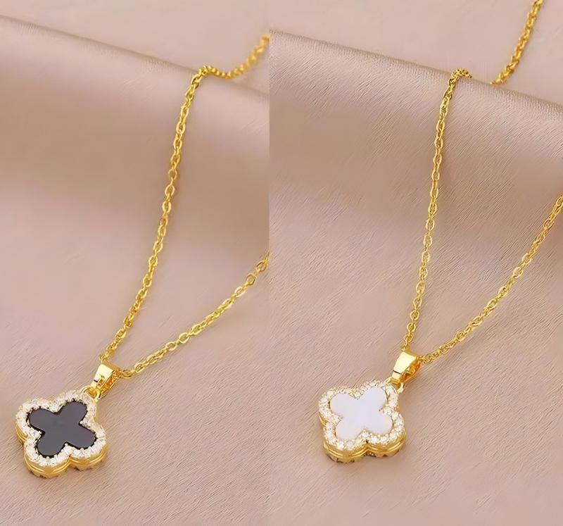 Reversible four-leaf clover necklace, fashionable and versatile classic pendant, zircon necklace.